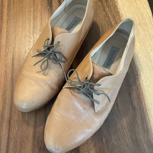 Nisolo Tan Leather Flats